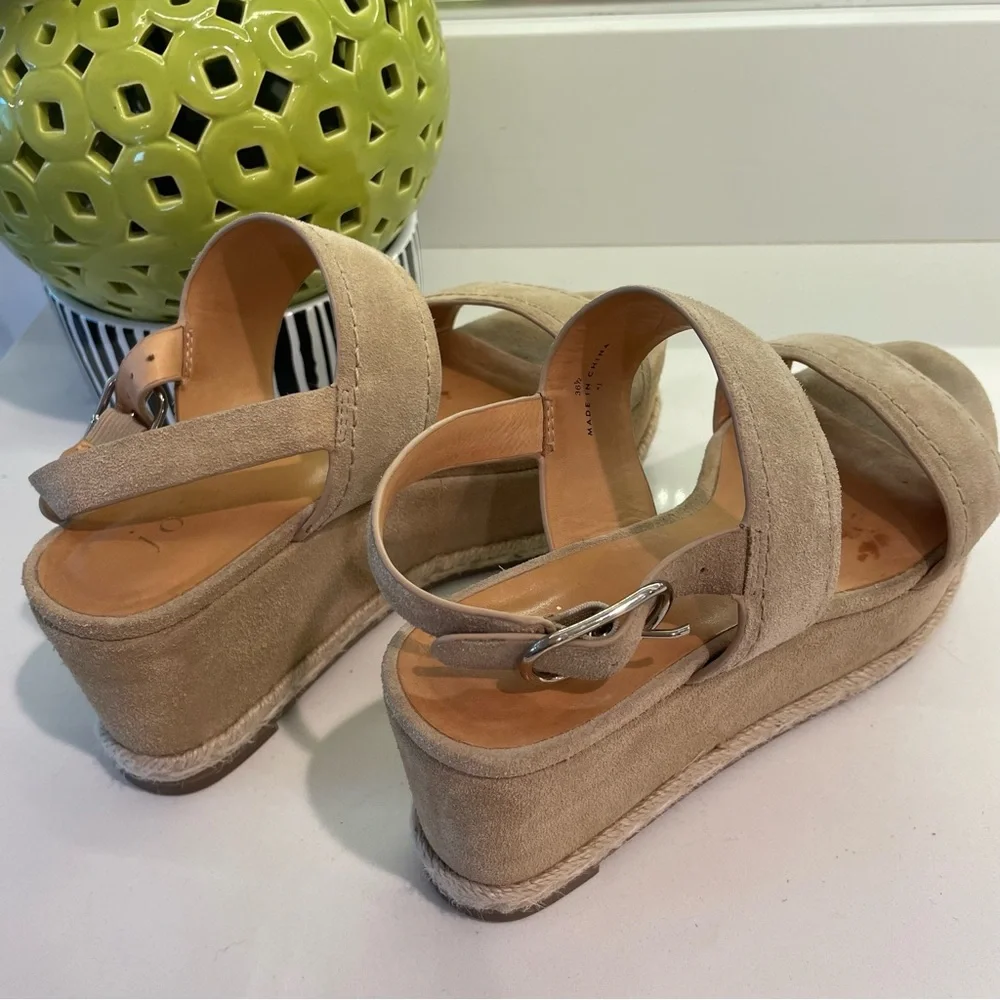 JOIE Light Tan Suede Platform Slingback Sandals! Great condition! 6 1/2